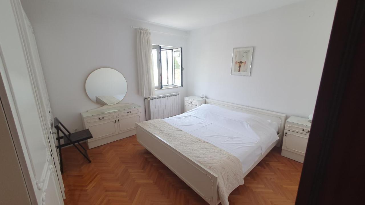 Apartment Fabijanic Pag Town Exterior foto